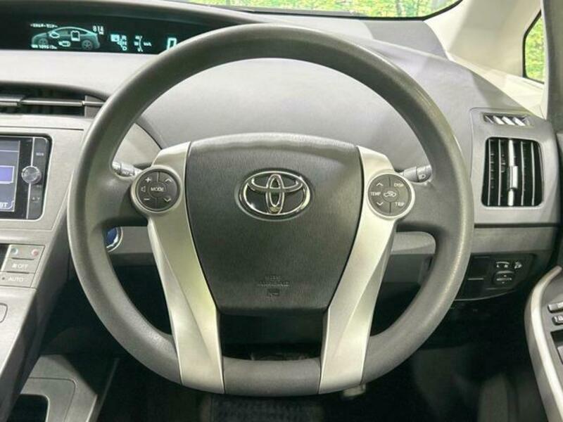 PRIUS-10