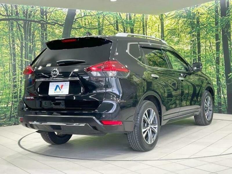 X-TRAIL-16