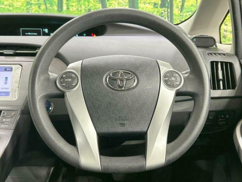 PRIUS-10