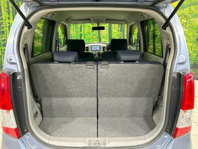 WAGON R-9