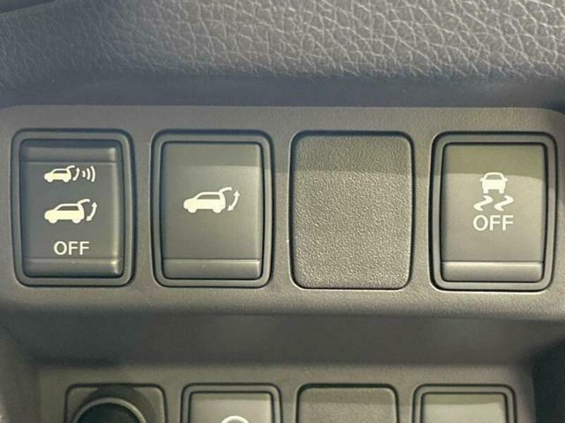 X-TRAIL-6