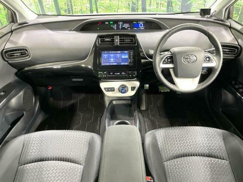 PRIUS-1