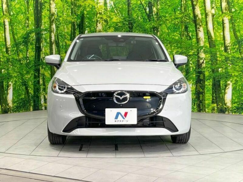 MAZDA2