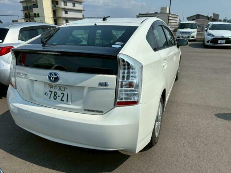 PRIUS-2