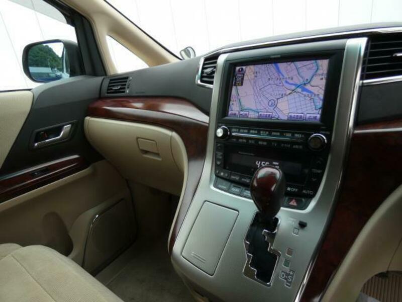 ALPHARD-19