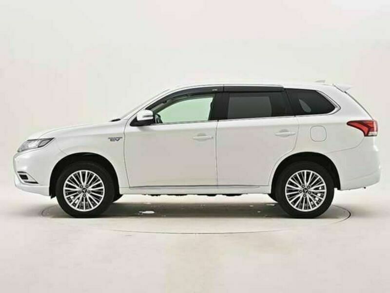 OUTLANDER PHEV