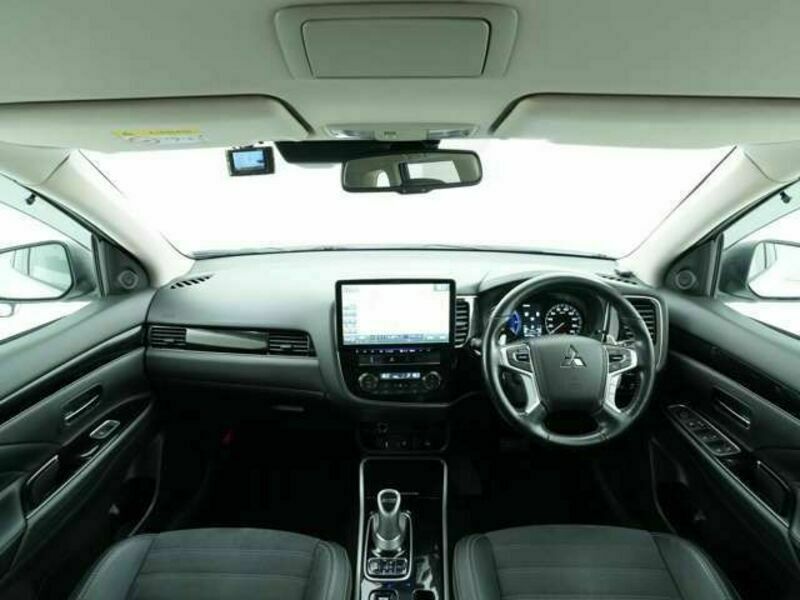 OUTLANDER PHEV