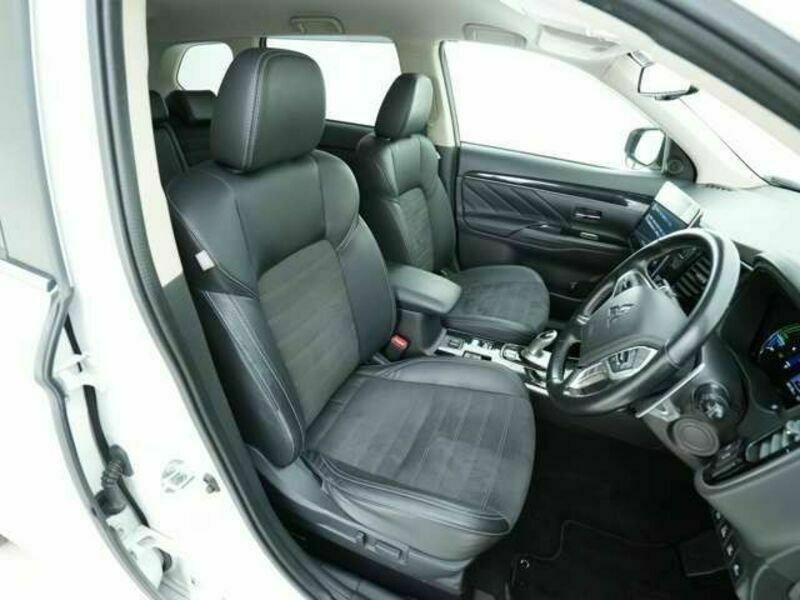 OUTLANDER PHEV