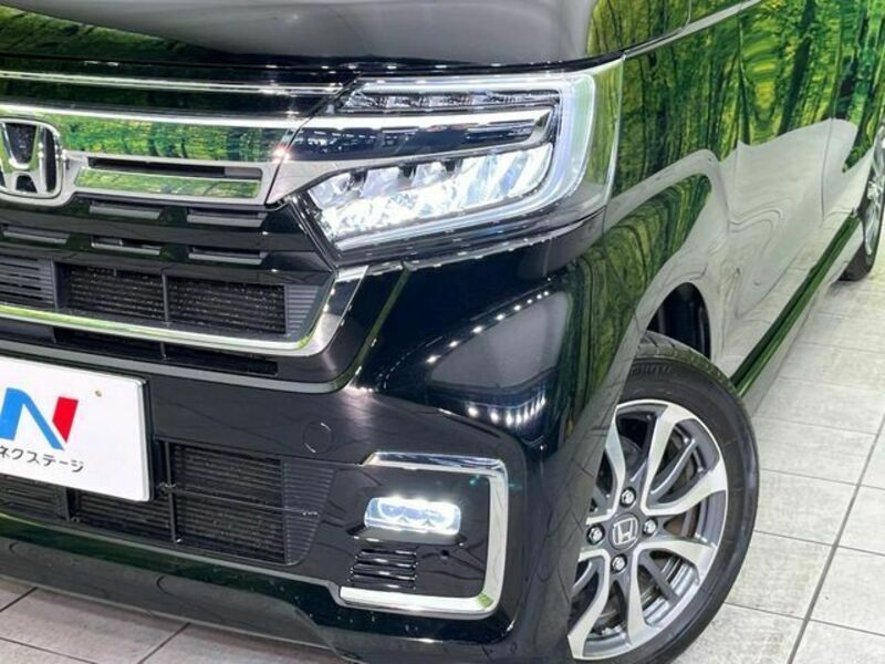 N BOX CUSTOM