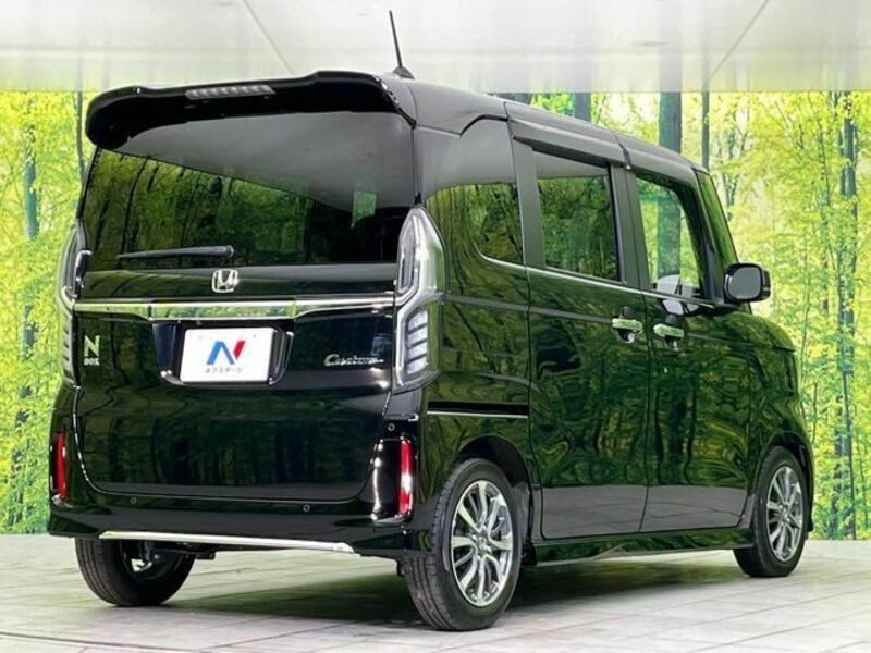 N BOX CUSTOM
