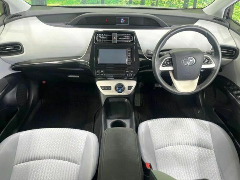 PRIUS-1