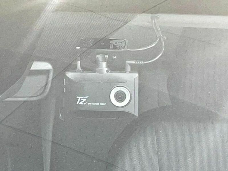 PRIUS-5