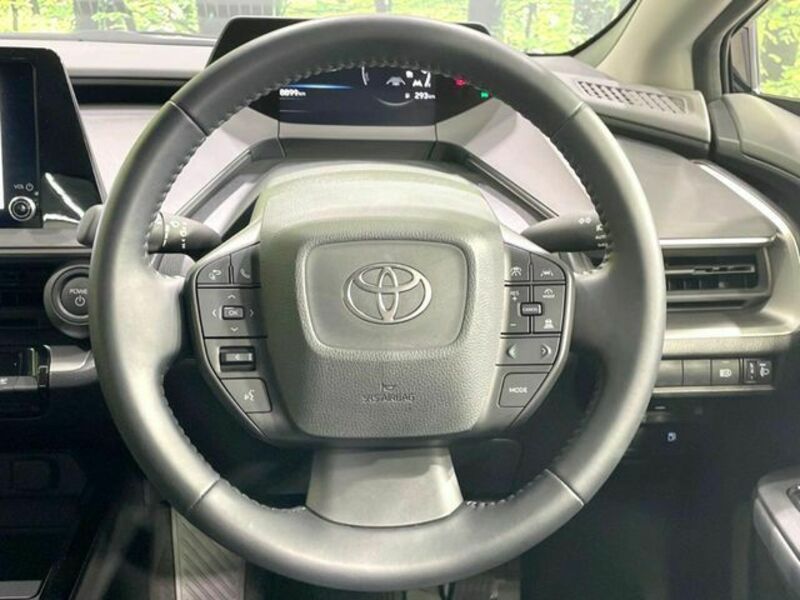 PRIUS-10
