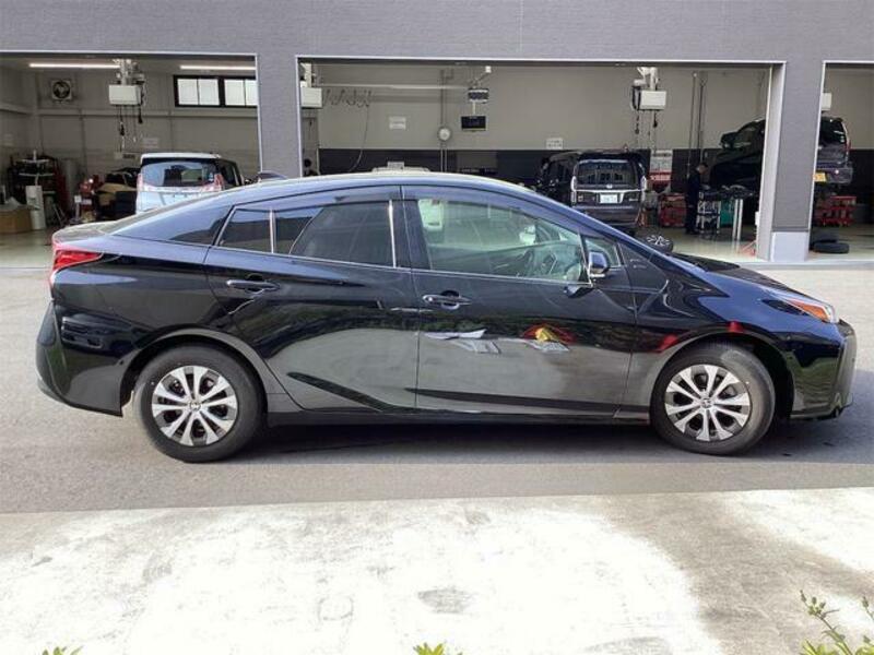 PRIUS-3