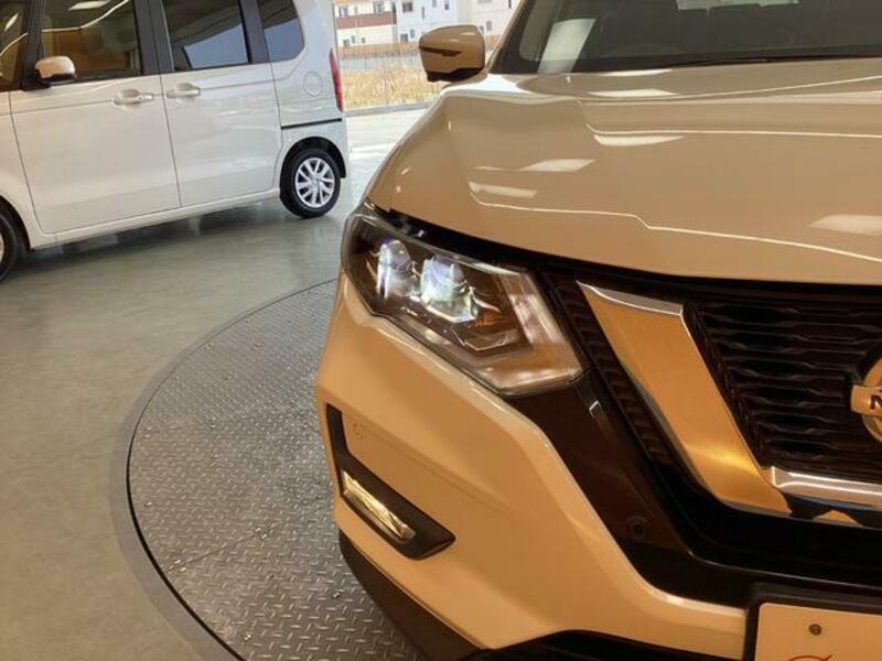 X-TRAIL-18