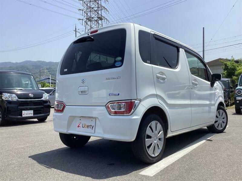 WAGON R-17