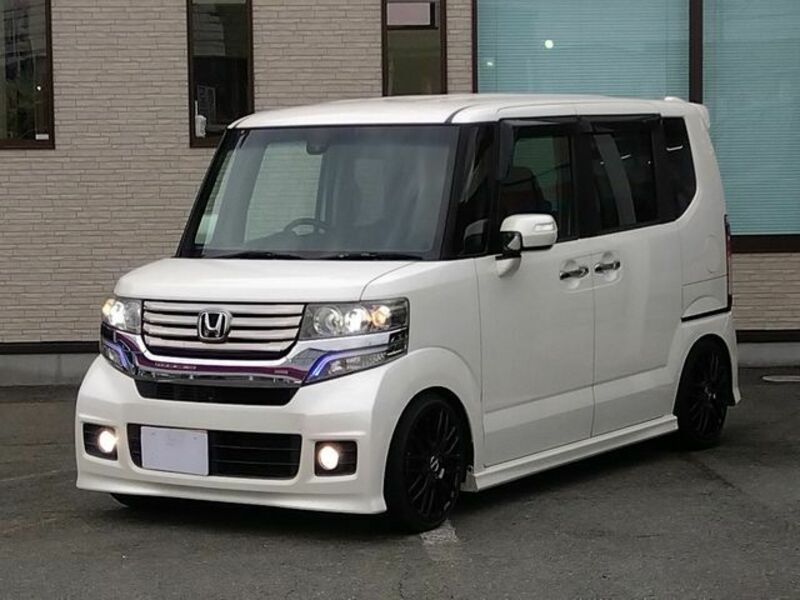 HONDA N BOX CUSTOM