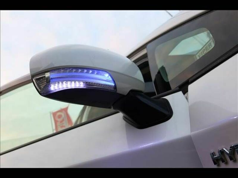 PRIUS-3