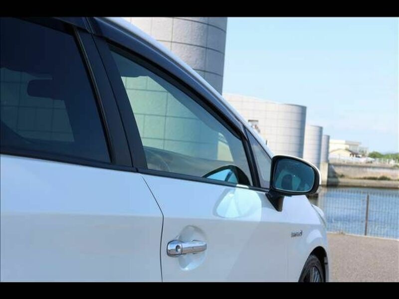 PRIUS-7