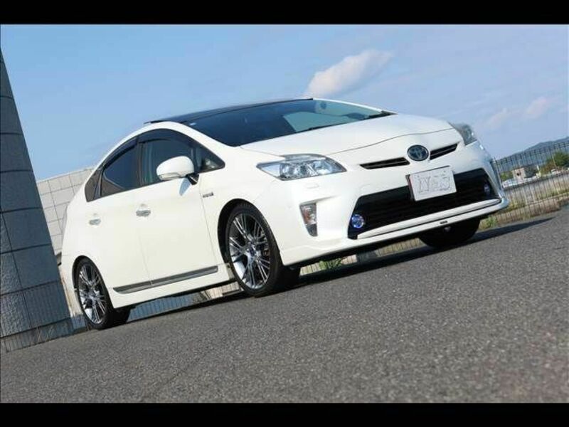 PRIUS-14