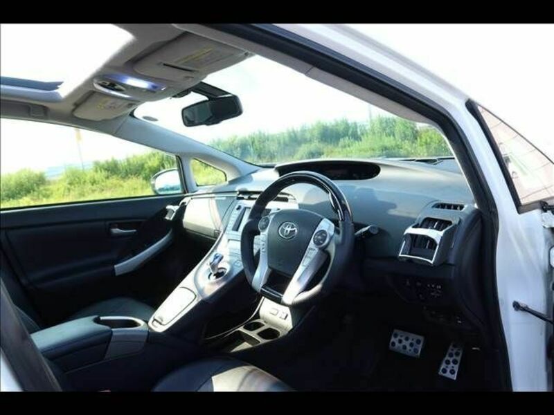 PRIUS-19
