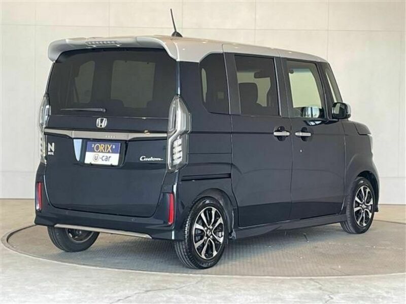 N BOX CUSTOM