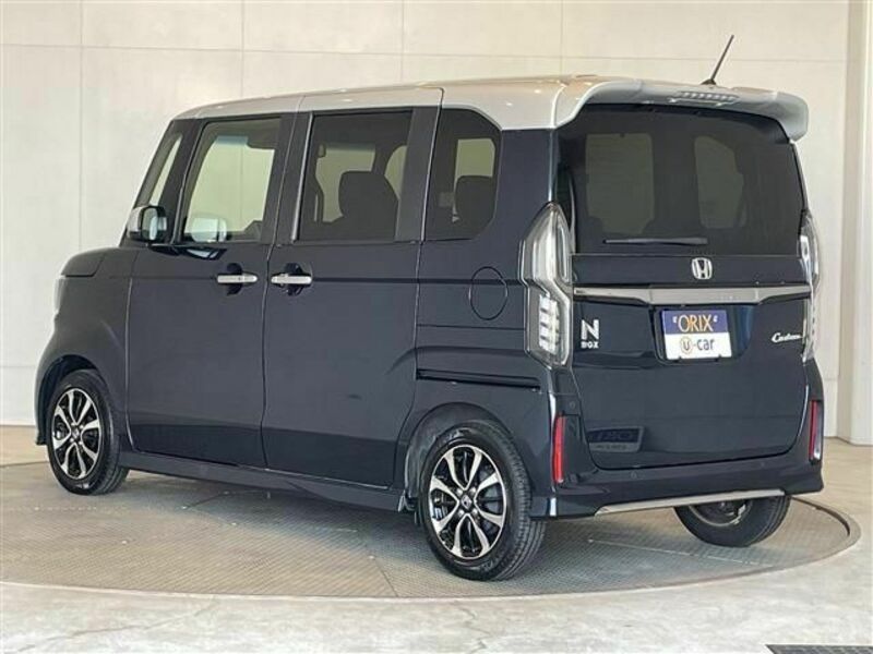 N BOX CUSTOM