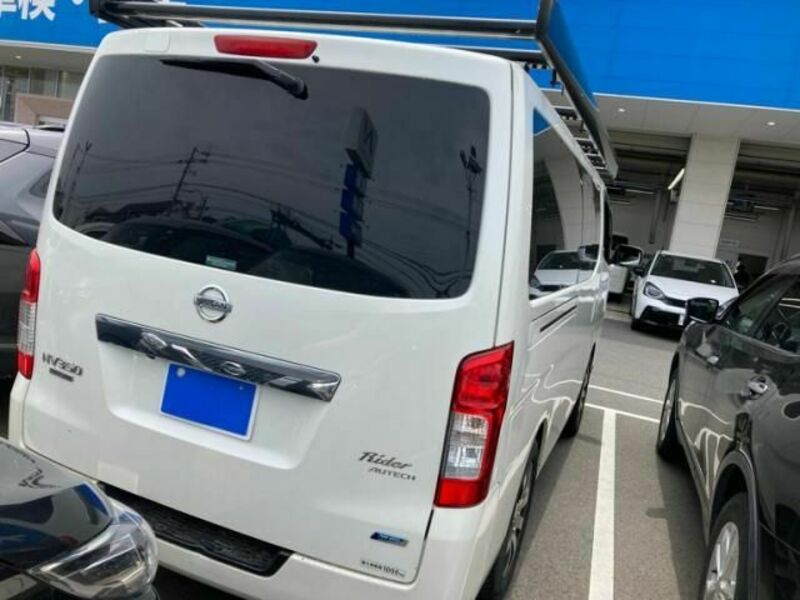 NV350 CARAVAN