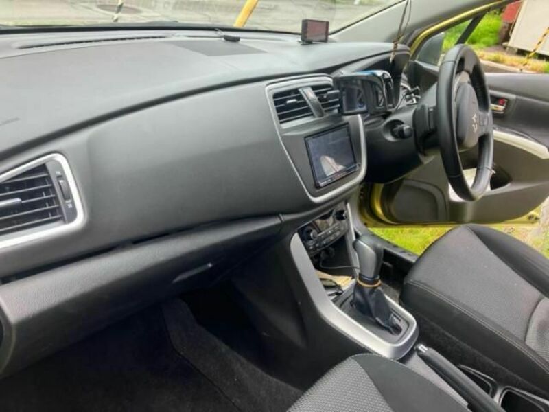 SX4 S-CROSS