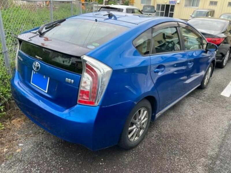 PRIUS-4