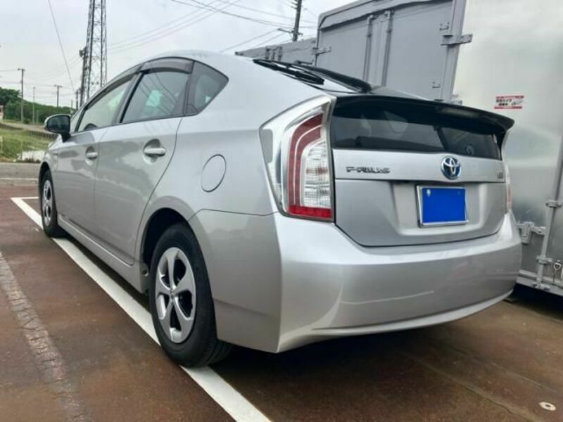 PRIUS-5