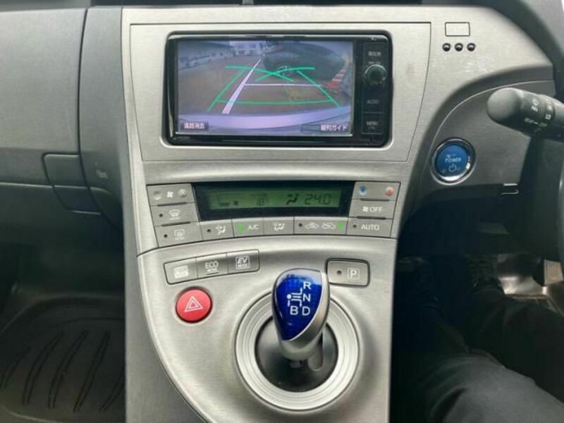 PRIUS-24