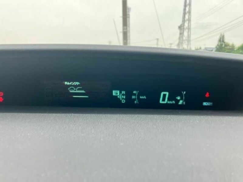 PRIUS-27