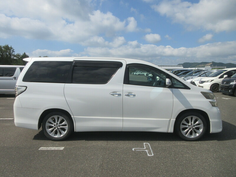 VELLFIRE