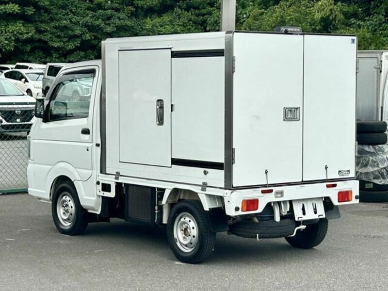 CARRY TRUCK