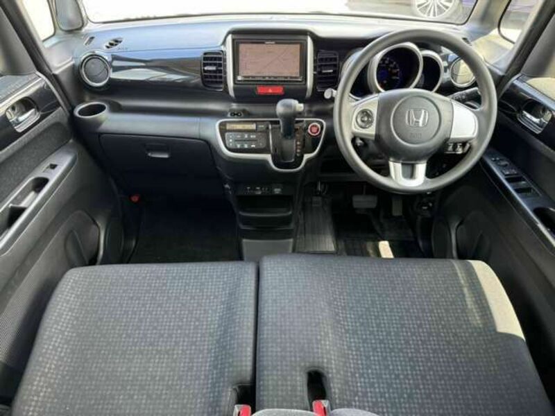 N BOX CUSTOM