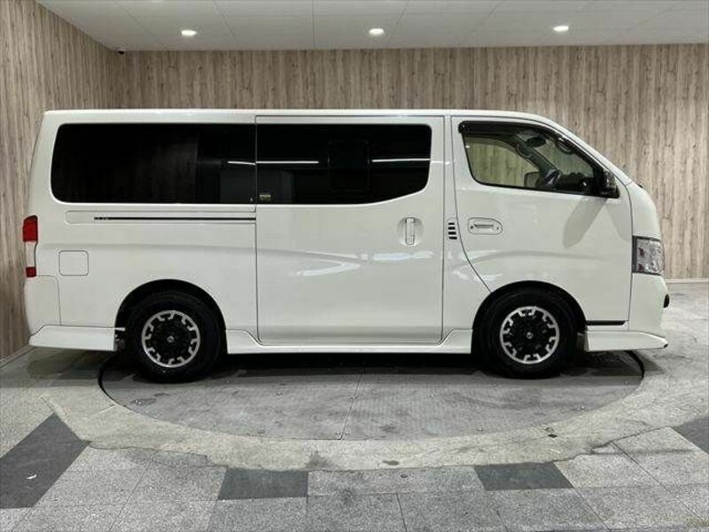 NV350 CARAVAN
