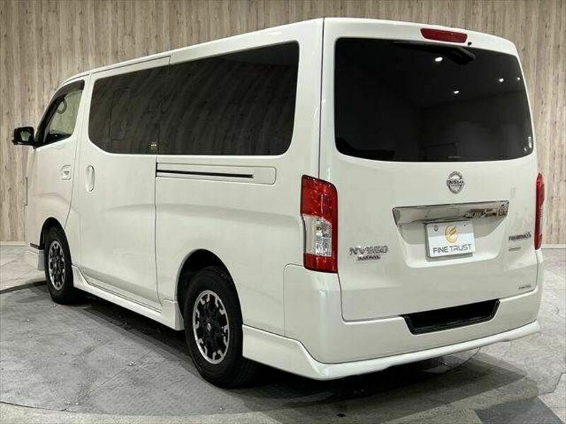 NV350 CARAVAN