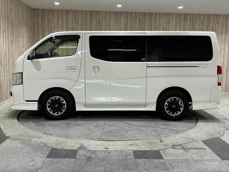 NV350 CARAVAN