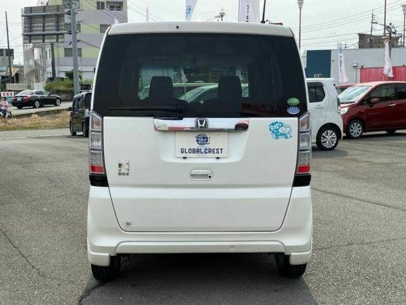 N BOX