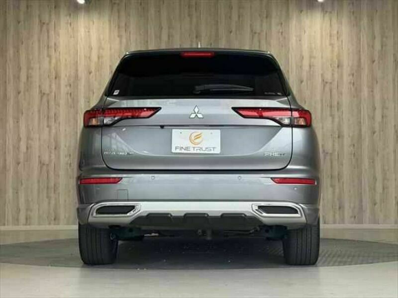 OUTLANDER PHEV