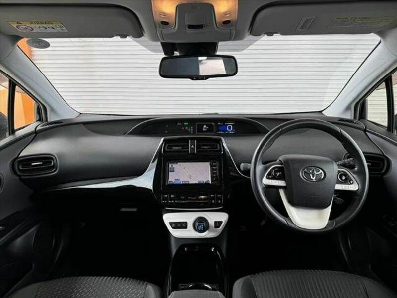 PRIUS-1