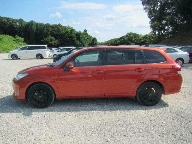 COROLLA FIELDER