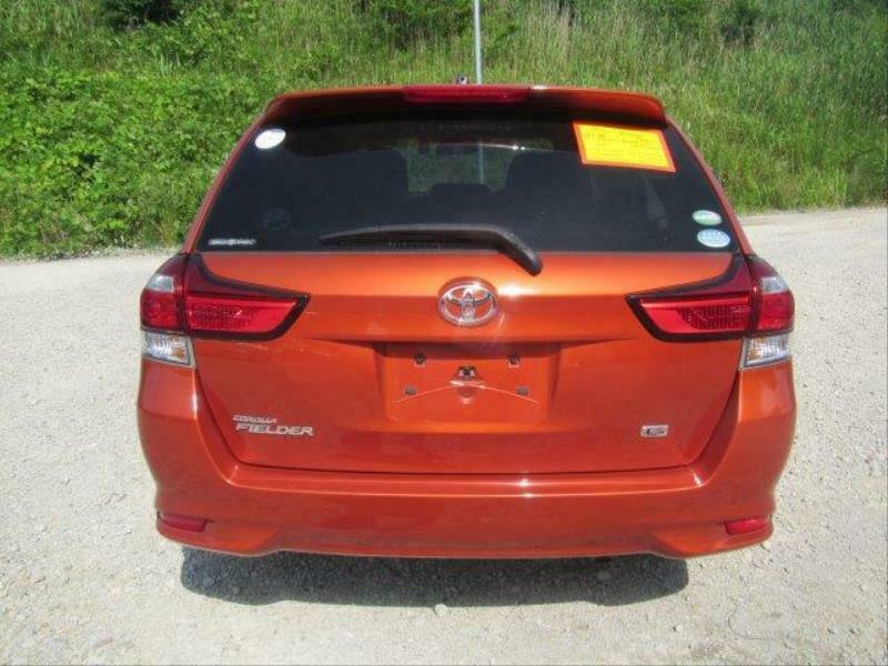 COROLLA FIELDER