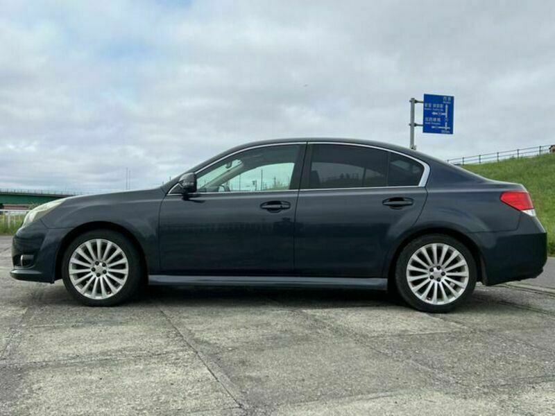 LEGACY B4