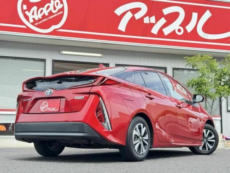 PRIUS PHV