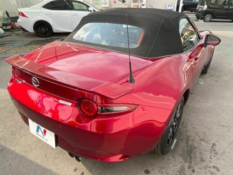 ROADSTER