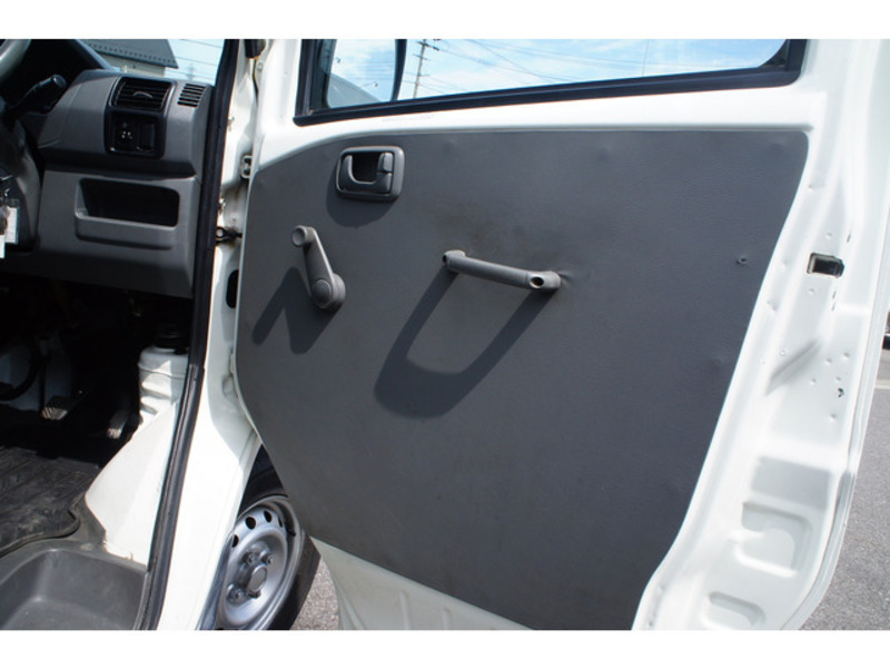 MINICAB TRUCK