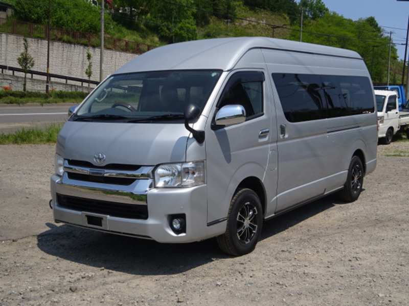 HIACE