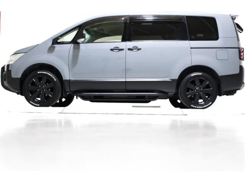 DELICA D5